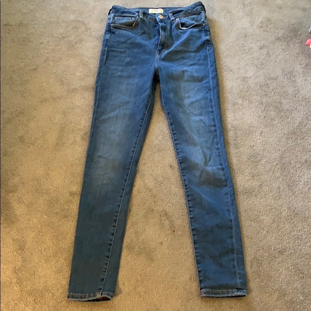 High waisted jeans
